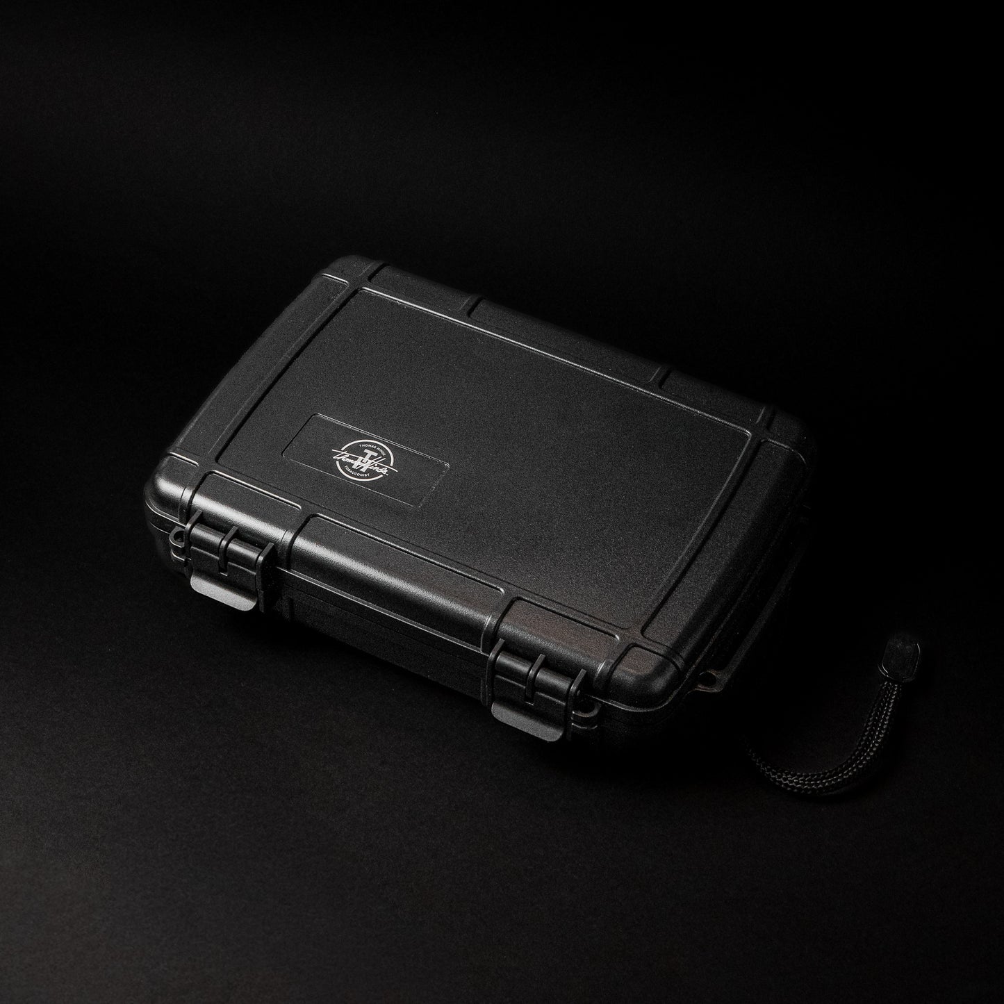 THOMAS HINDS TRAVEL HUMIDOR 7 CT