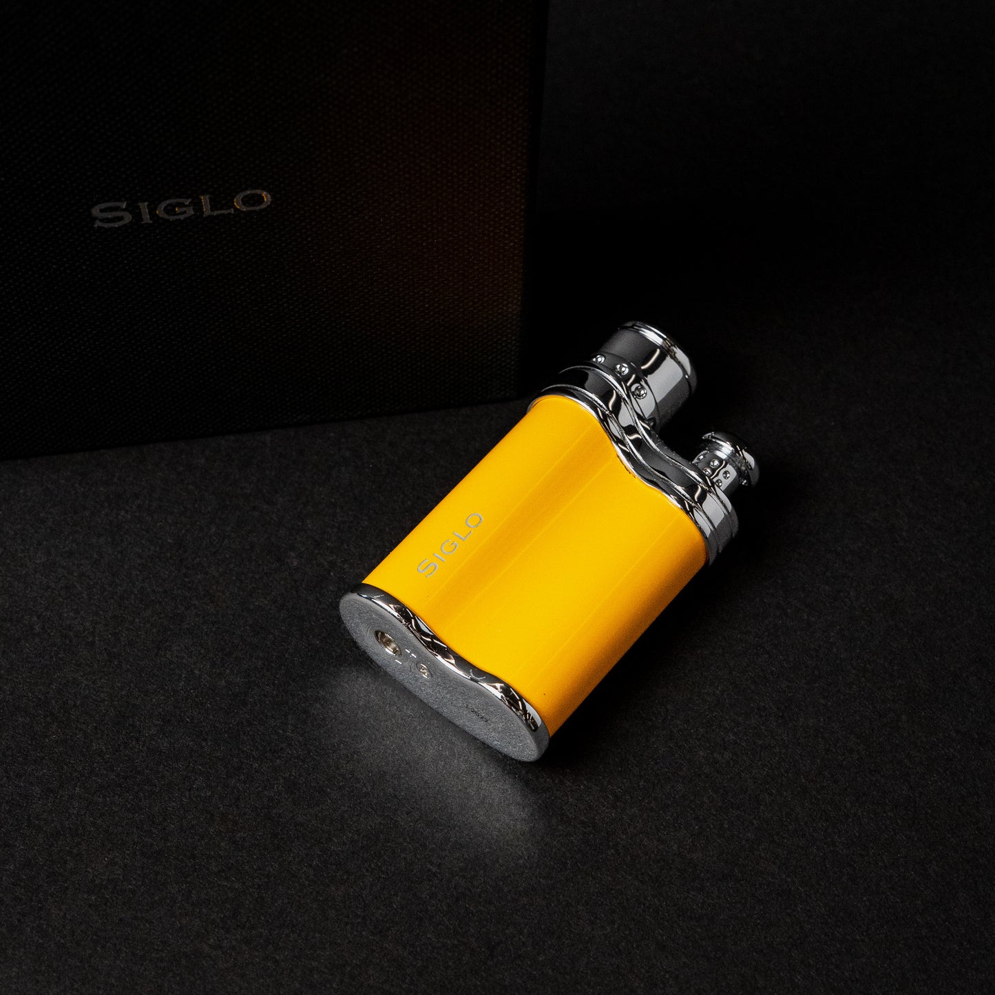 COHIBA SIGLO LIGHTER YELLOW
