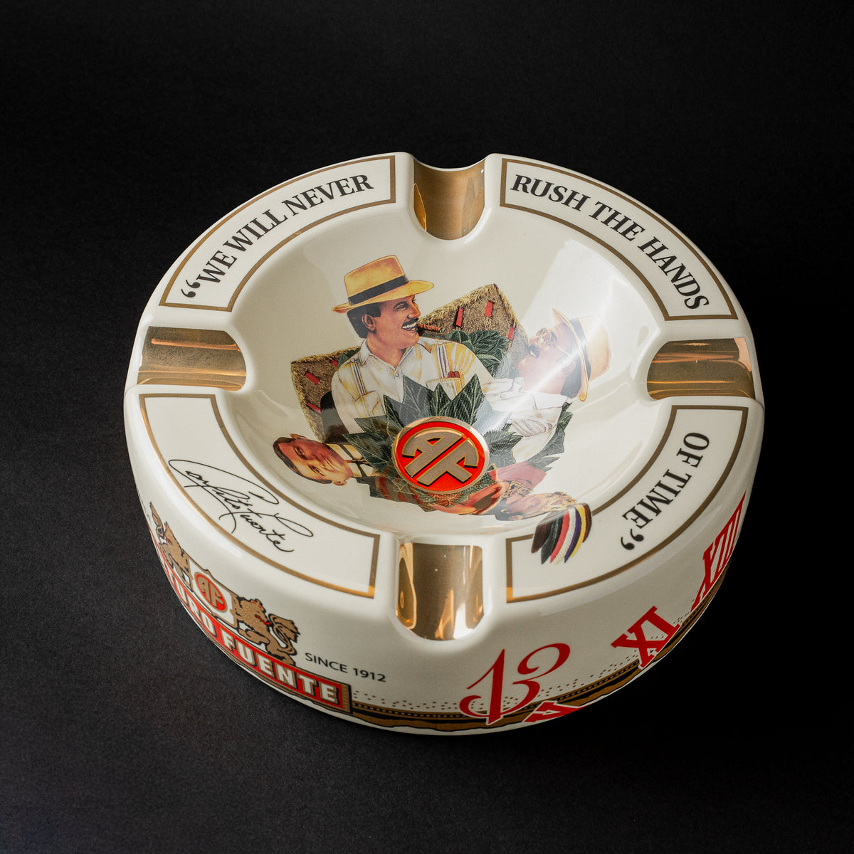 ARTURO FUENTE HANDS OF TIME ASHTRAY