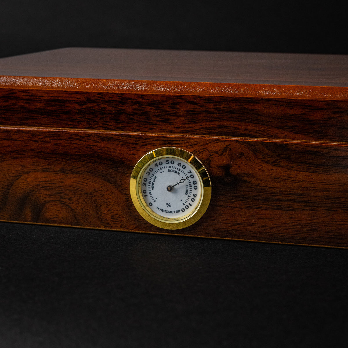 WALNUT HUMIDOR 25 COUNT
