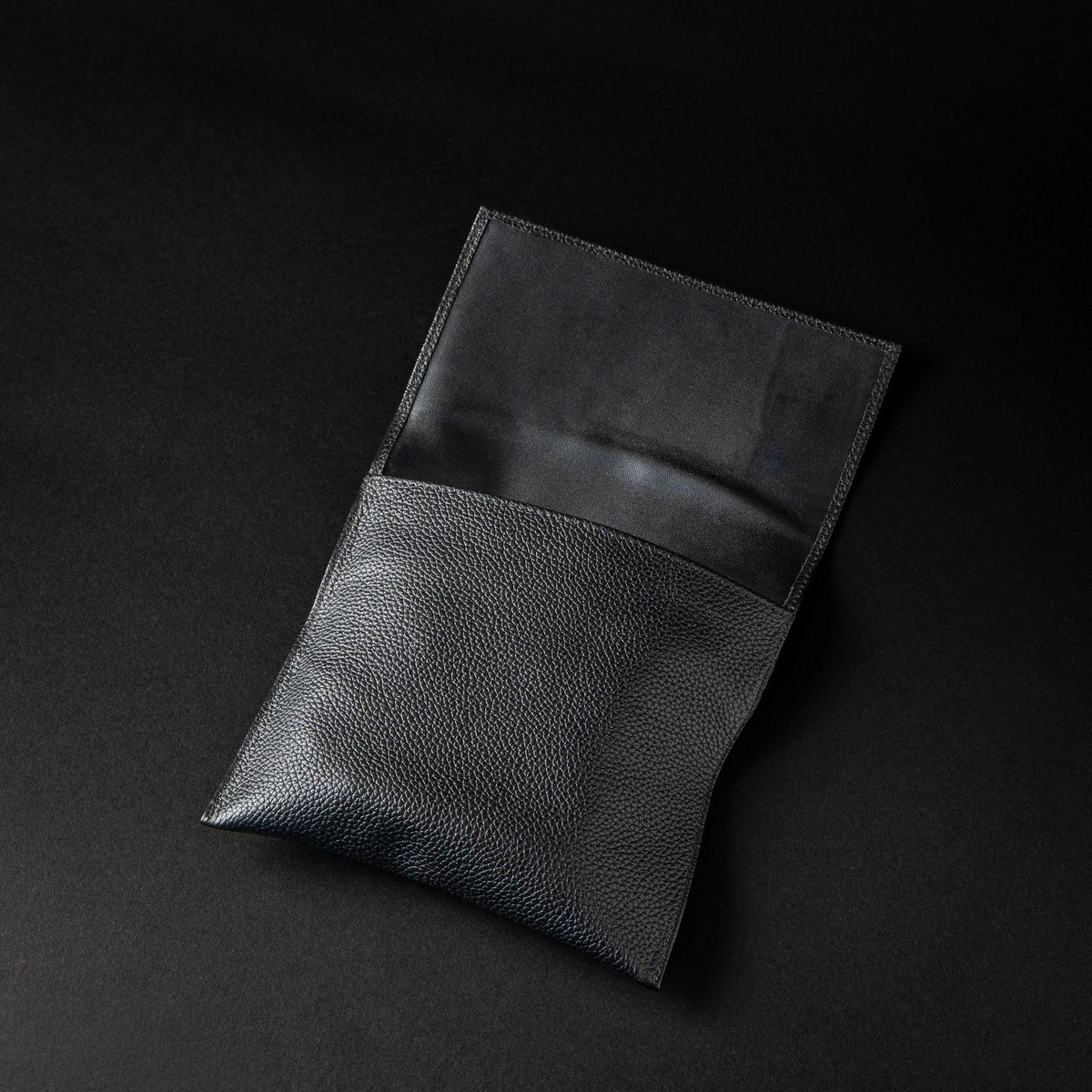 THOMAS HINDS TOBACCO POUCH BLACK