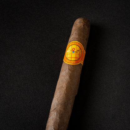 ST MARY AVENUE MADURO TORO